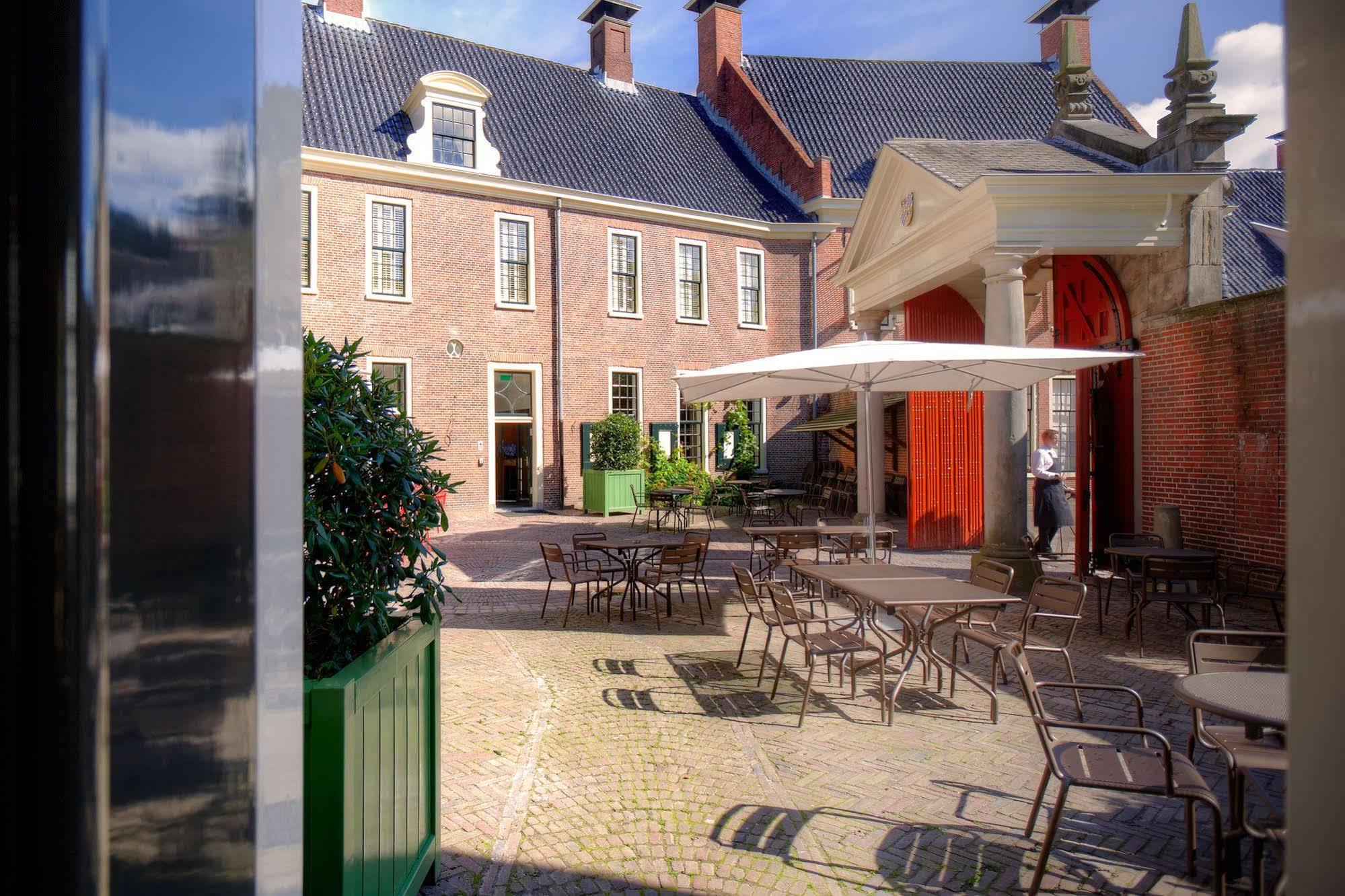 Prinsenhof Groningen Dış mekan fotoğraf The courtyard of the museum