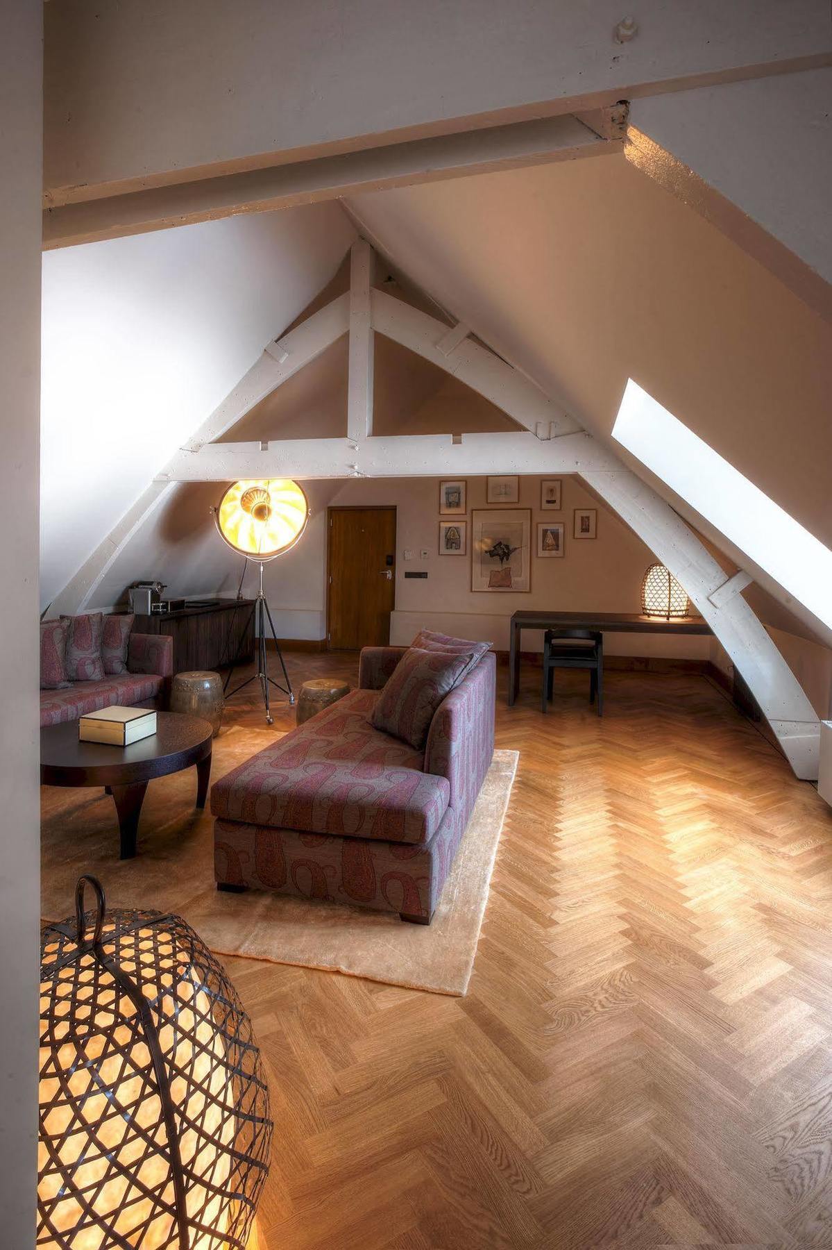 Prinsenhof Groningen Dış mekan fotoğraf The interior of a suite at the hotel